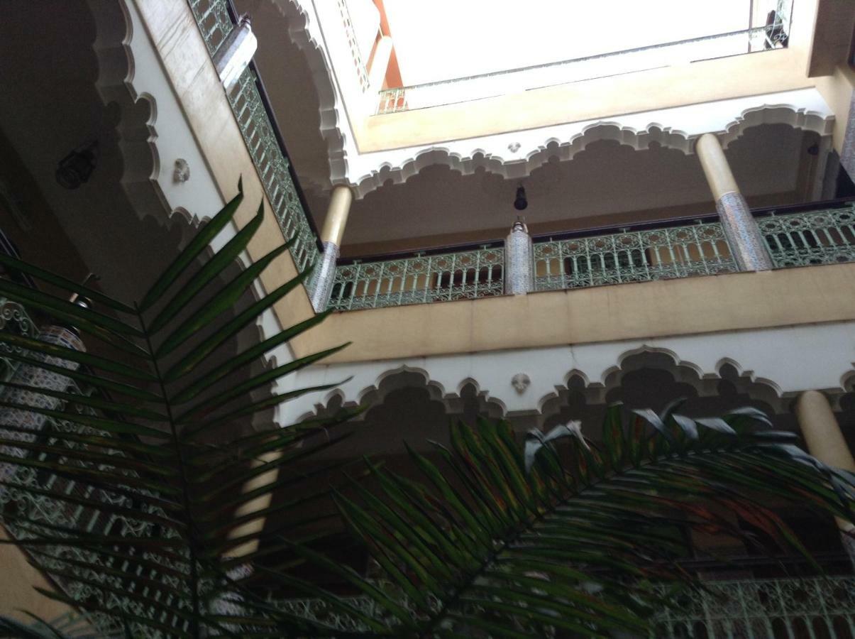 Hotel Faouzi Marrakesh Exterior photo